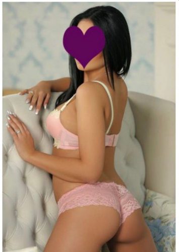 Pınarbaşı Escort Bayanı Gülşen’in Cazibeli Dünyası