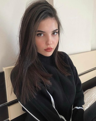 Talas Escort İlanları: Dolgun, Uzun Boylu Güzel